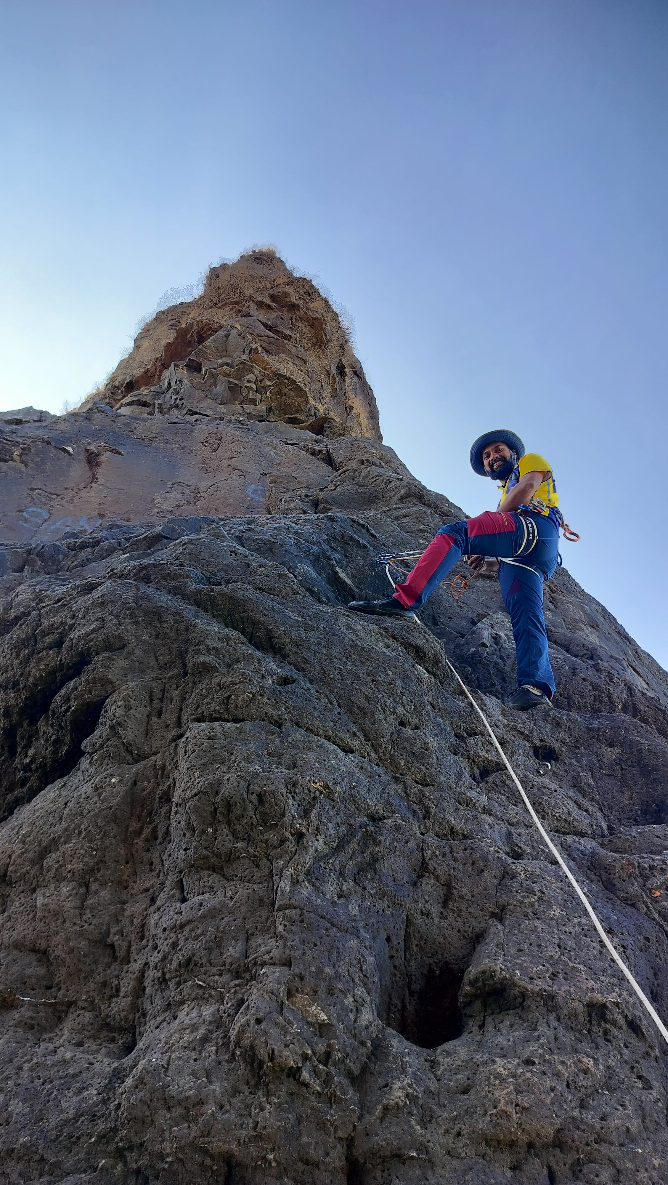 Climbing on Canyon Cliff of Sahayadris in barefoot style shoes
